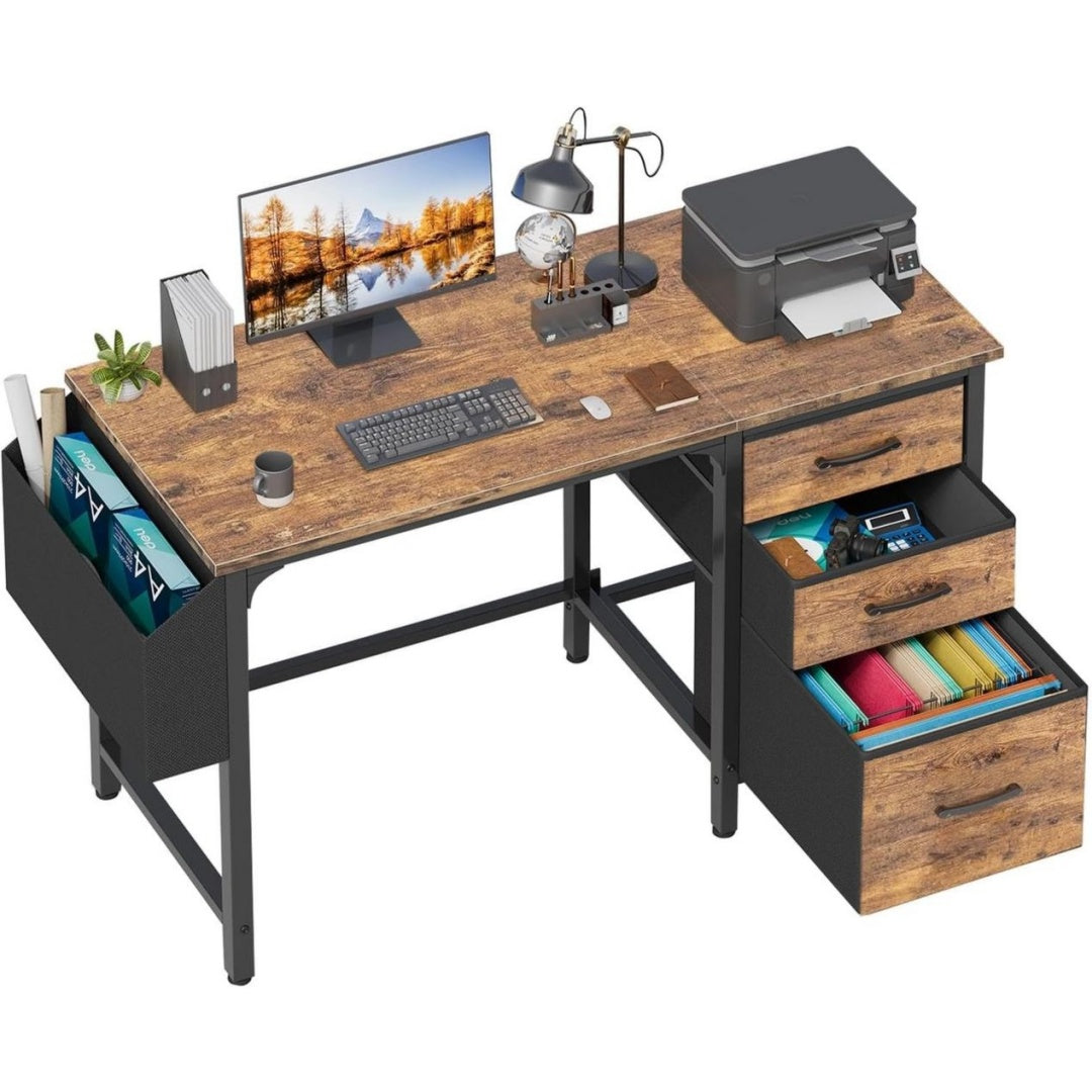 Bureau Informatique / Gaming au Style Moderne et Minimaliste